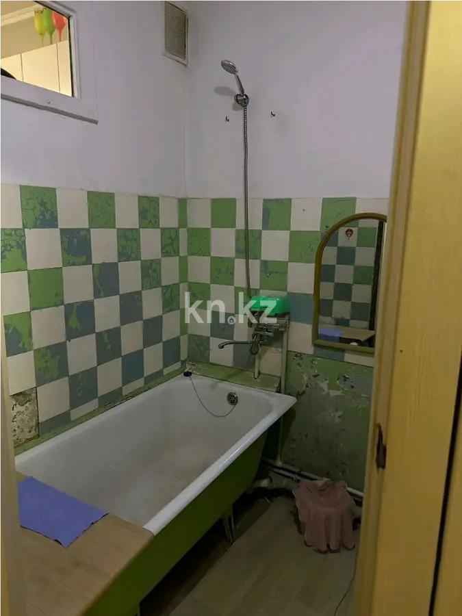 Продажа 1-комнатной квартиры, 32 м², 1 квартал, дом  16 в Караганде - фото 3