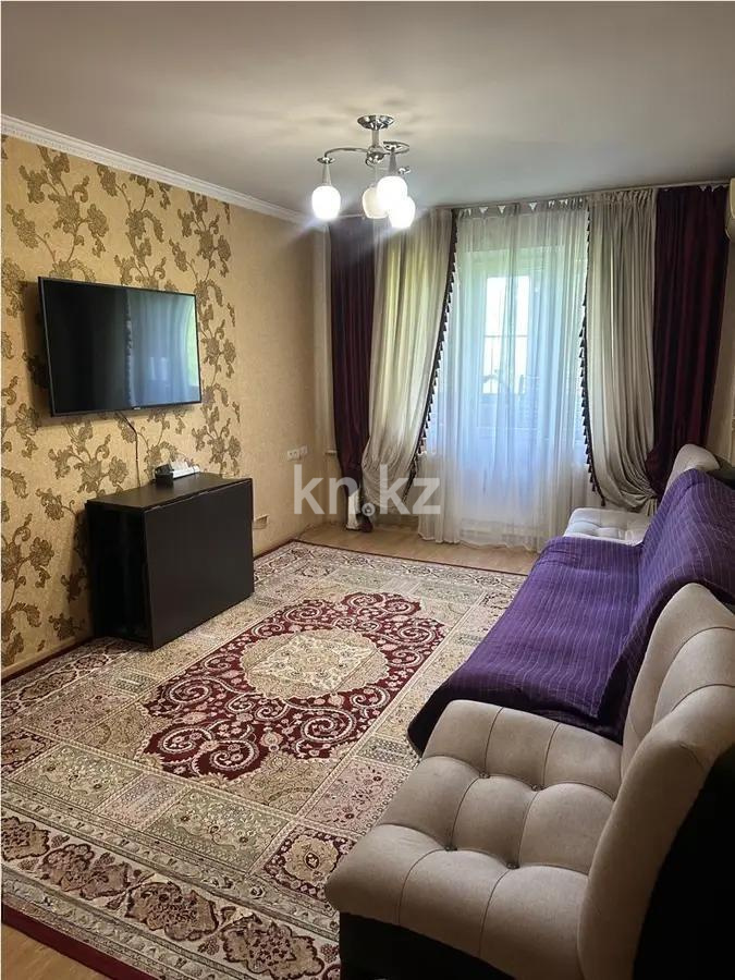 Продажа 3-комнатной квартиры, 59.8 м², мкр-н 9, дом  15 в Алматы