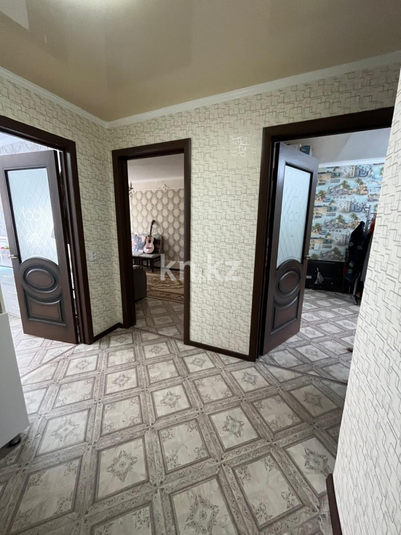 Продажа 3-комнатной квартиры, 62 м², пр. Республики, дом  10 в Караганде - фото 13