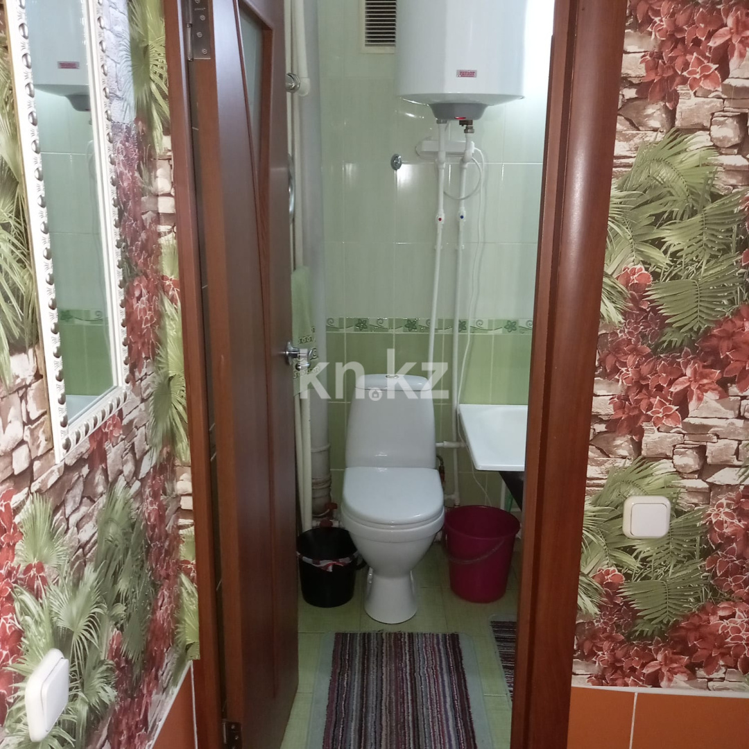 Продажа 1-комнатной квартиры, 36 м², ул. Аманжолова, дом  71а в Караганде - фото 15