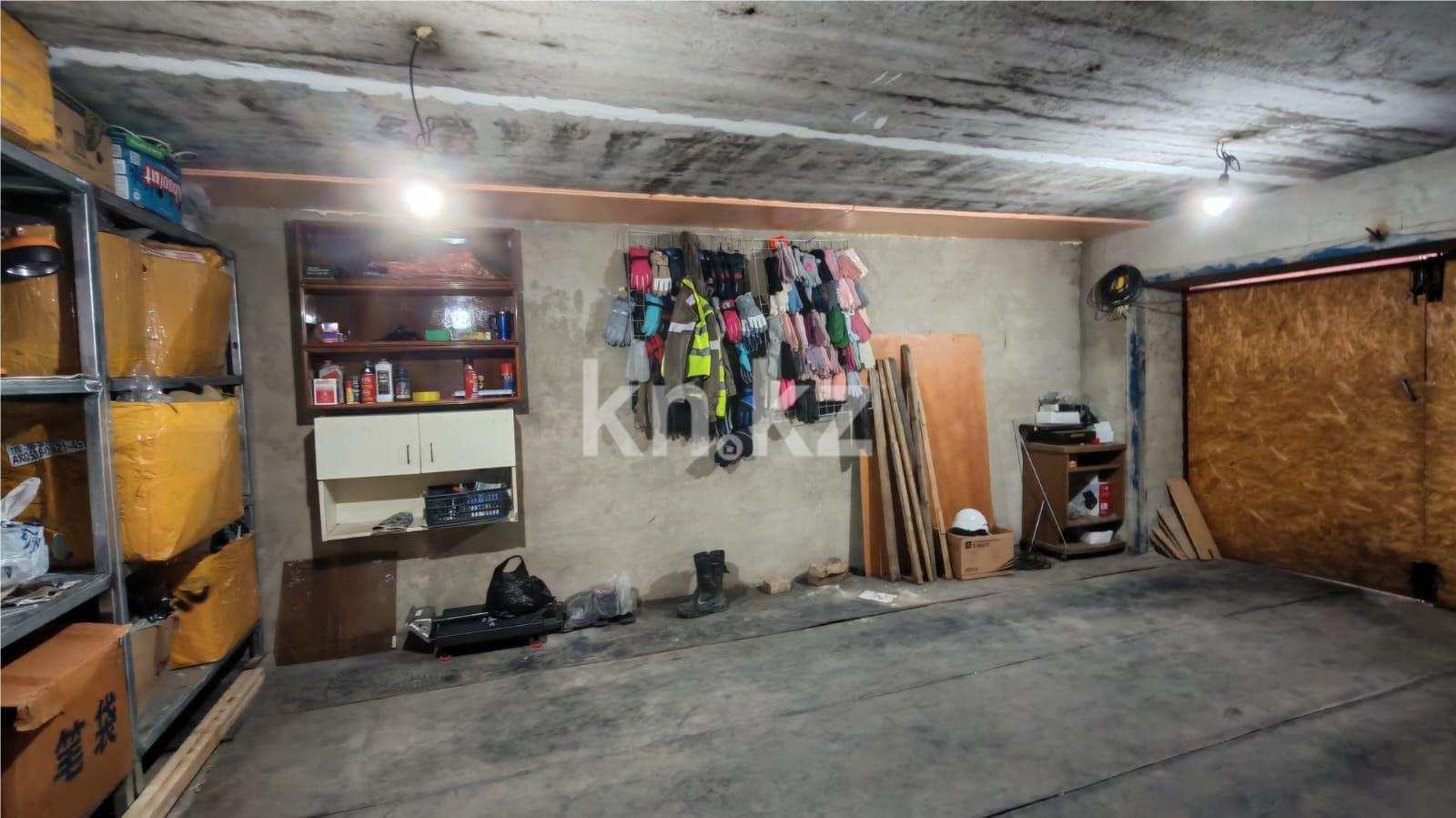 Продажа 7-комнатного дома, 394 м² в Караганде - фото 5