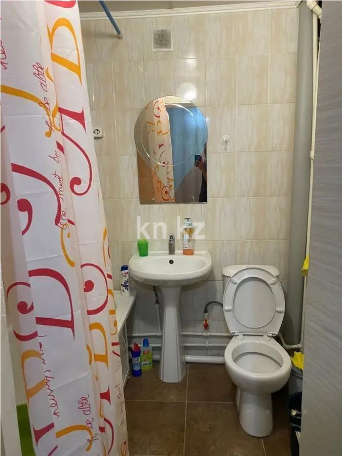 Продажа 1-комнатной квартиры, 37 м², ул. Муканова в Караганде - фото 4