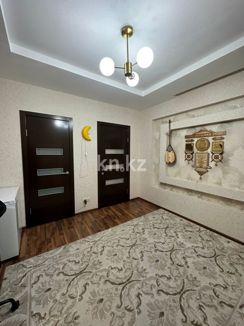 Продажа 4-комнатной квартиры, 97 м², ул. Желтоксан в Алматы - фото 3