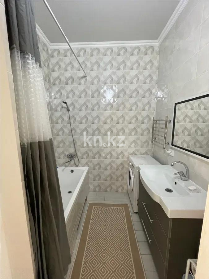 Продажа 3-комнатной квартиры, 97 м², ул. Жилой район 1, дом  11 в Караганде - фото 9
