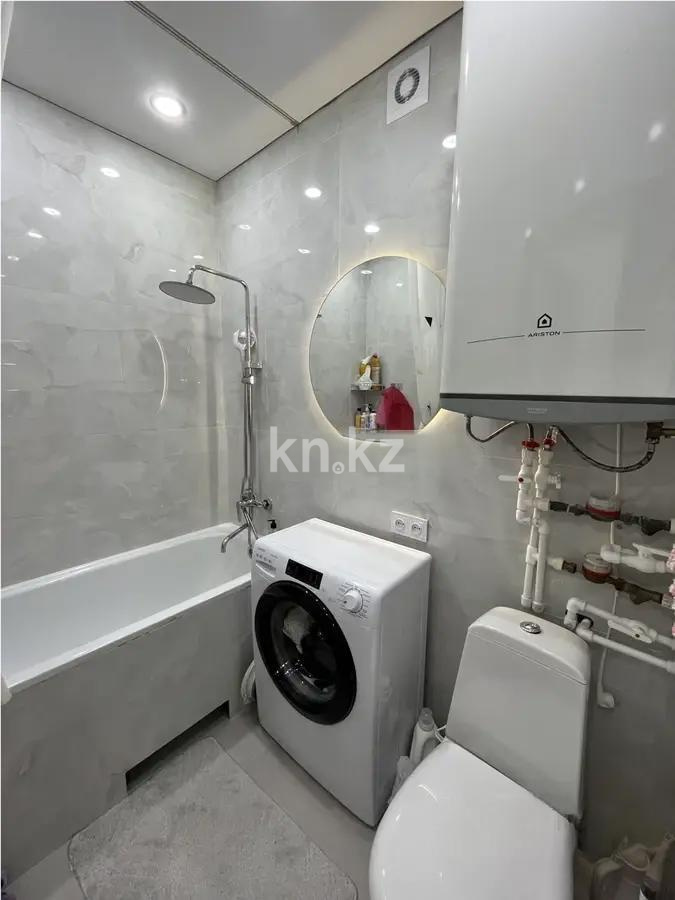 Продажа 2-комнатной квартиры, 50 м², мкр-н 21, дом  1 в Караганде - фото 3