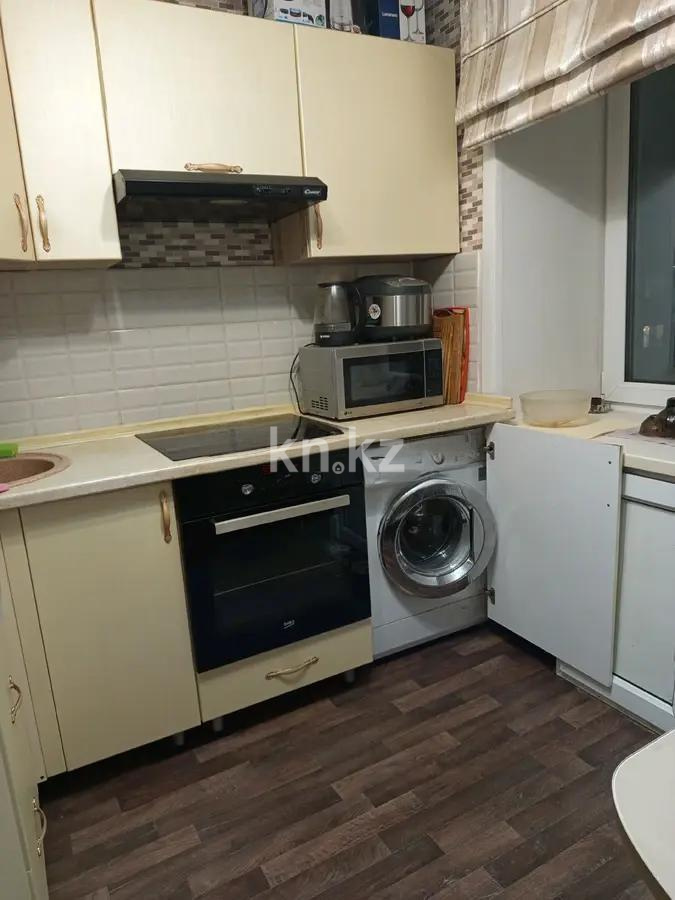 Продажа 3-комнатной квартиры, 69 м², мкр-н 13, дом  19 в Караганде - фото 3