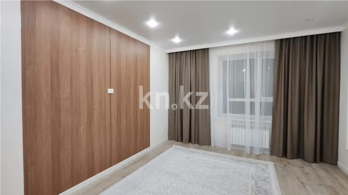 Продажа 3-комнатной квартиры, 90 м² в Караганде