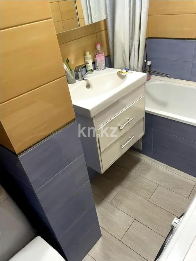 Продажа 2-комнатной квартиры, 50.2 м² в Алматы - фото 4