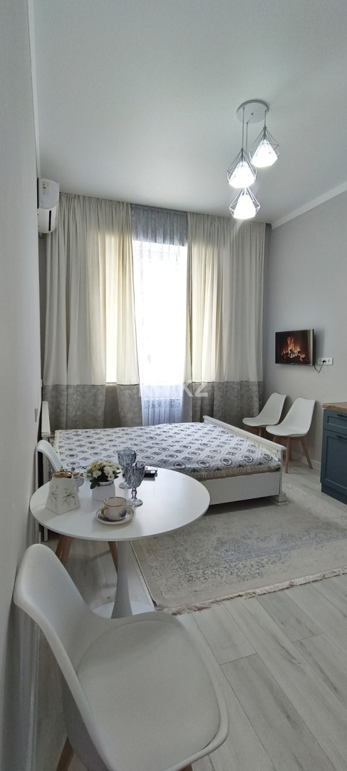 Аренда 1-комнатной квартиры посуточно, 28 м², мкр-н Калкаман-1, дом  5/7 - пр. Райымбека в Алматы