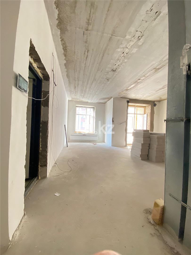 Продажа 2-комнатной квартиры, 57 м², ул. Ашимова в Караганде - фото 5