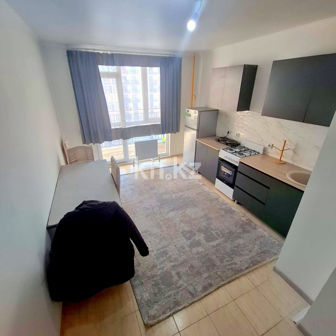 Аренда 3-комнатной квартиры, 100 м² в Алматы