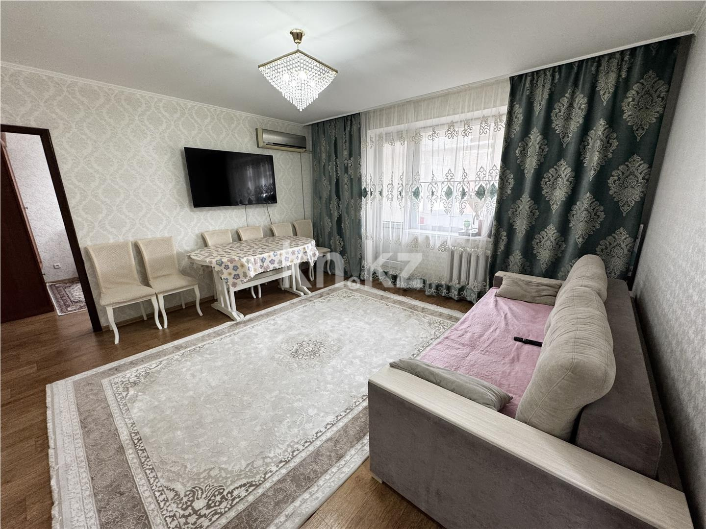 Продажа 4-комнатной квартиры, 76 м² в Караганде
