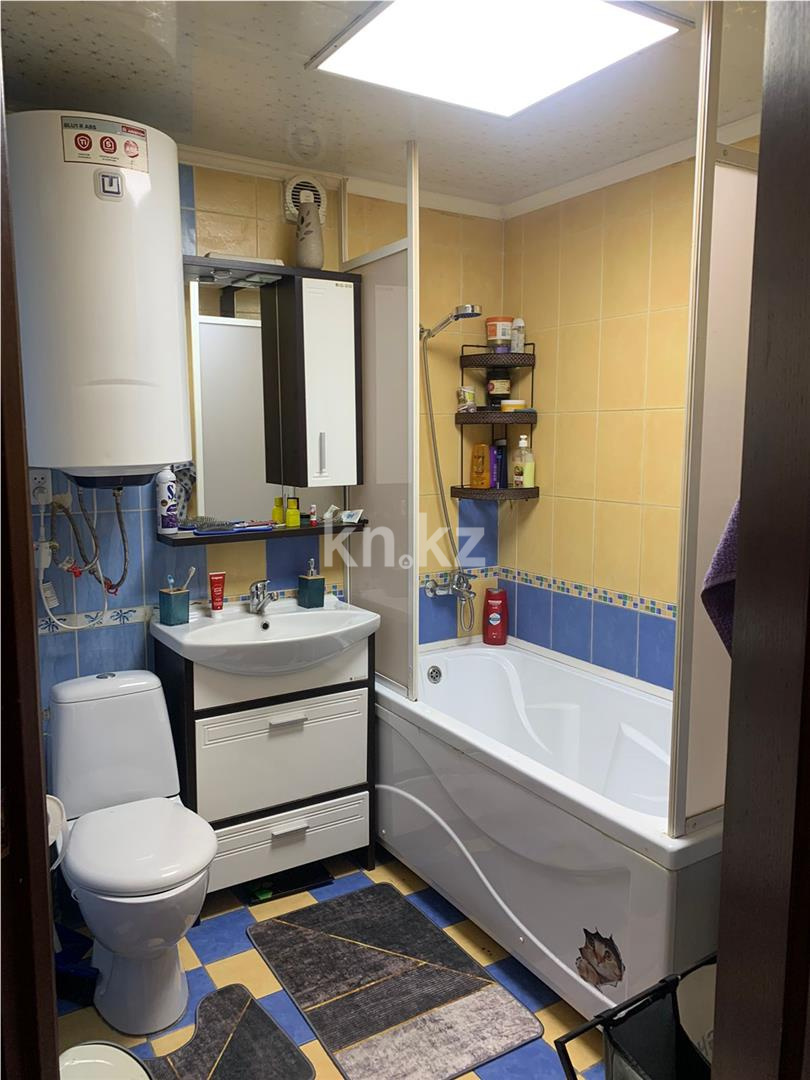 Продажа 2-комнатной квартиры, 40 м², ул. Полетаева, дом  15 в Караганде - фото 10