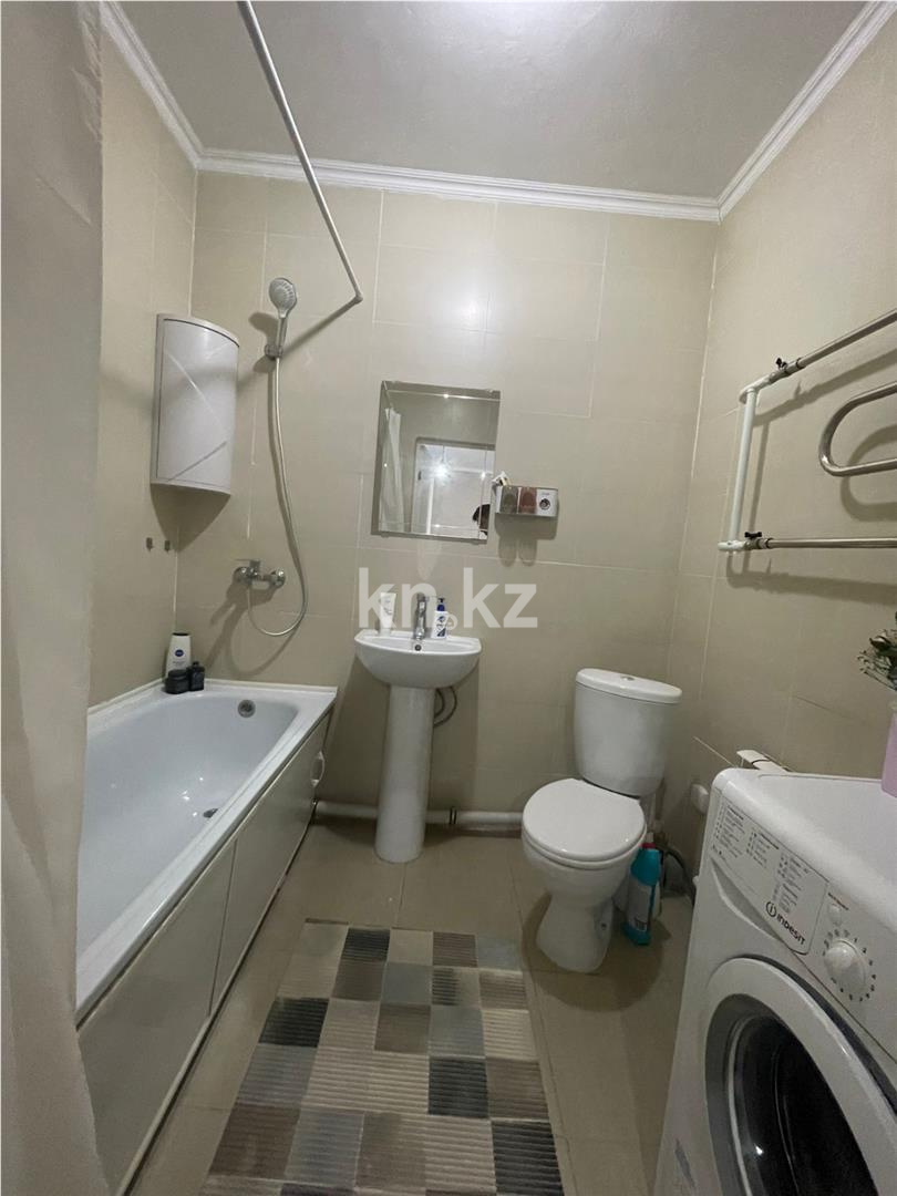 Продажа 1-комнатной квартиры, 42 м², ул. Мухамедханова в Астане - фото 7