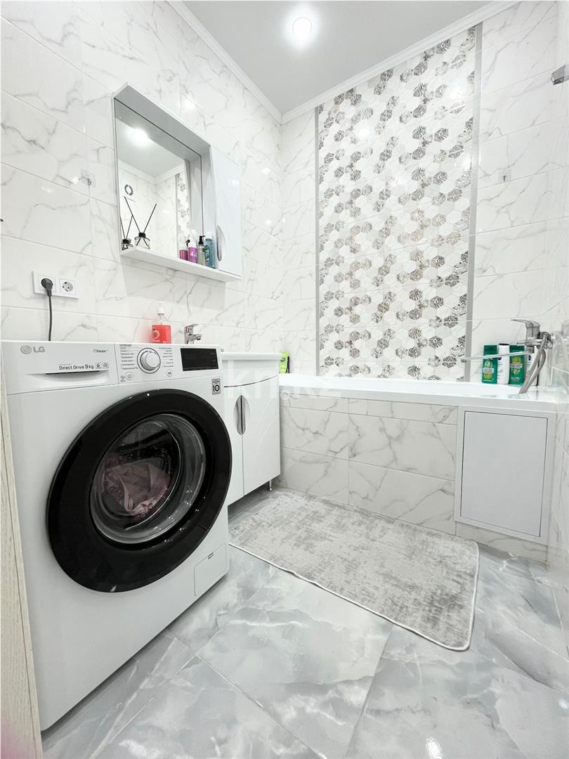 Продажа 3-комнатной квартиры, 83 м², мкр. Степной-2, дом  14/15 в Караганде - фото 8