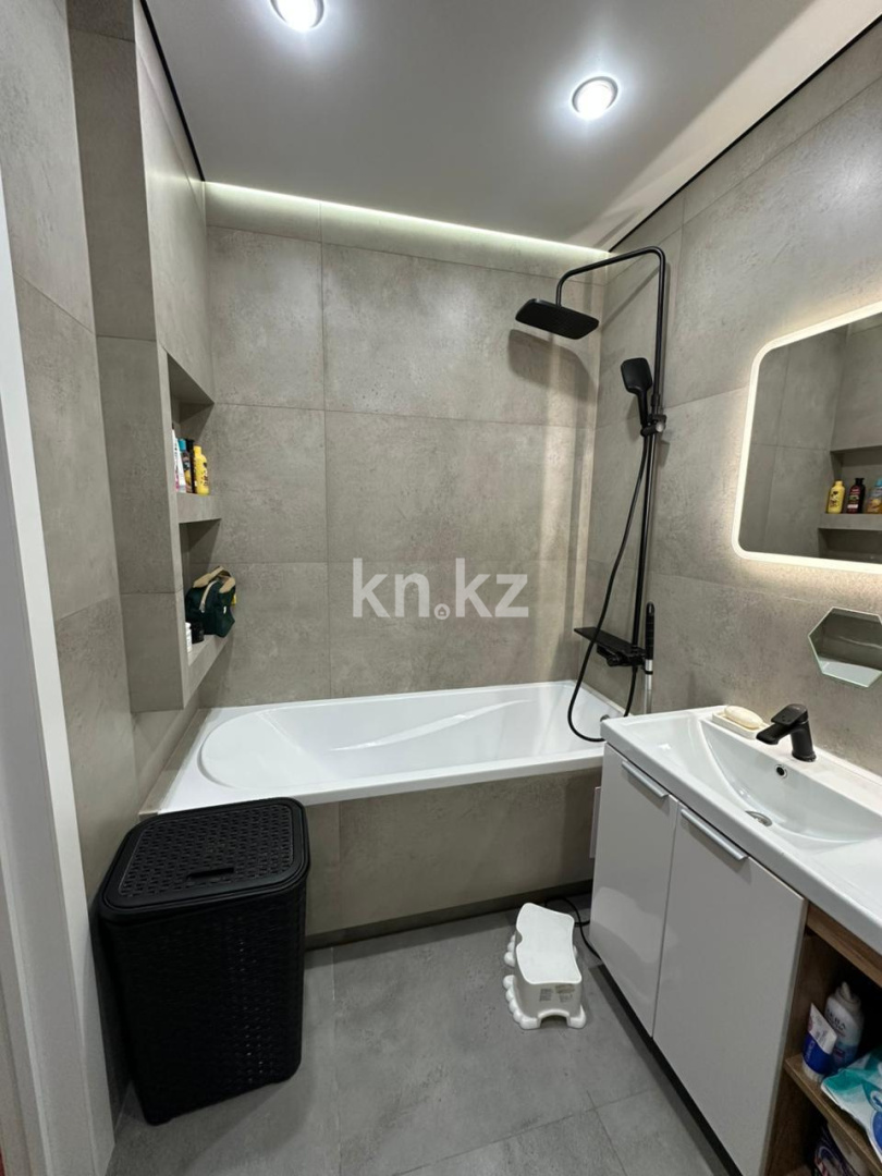 Продажа 2-комнатной квартиры, 53.7 м² в Алматы - фото 35