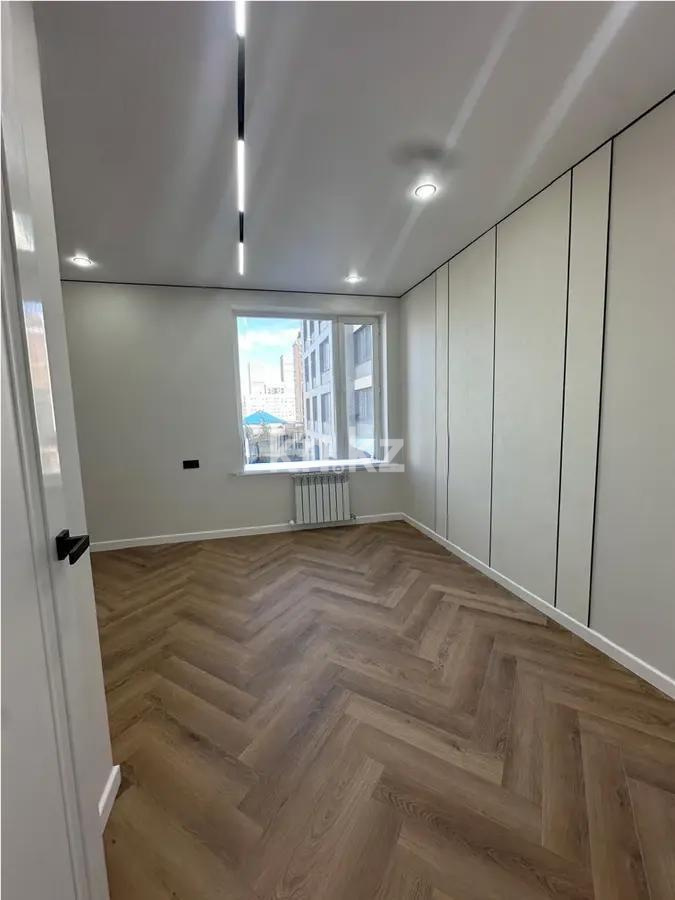 Продажа 3-комнатной квартиры, 90 м², ул. Туркестан, дом  4б стр в Астане