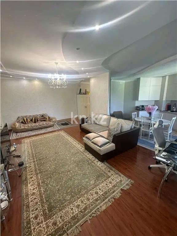 Продажа 3-комнатной квартиры, 130 м², ул. Курмангазы, дом  145 в Алматы