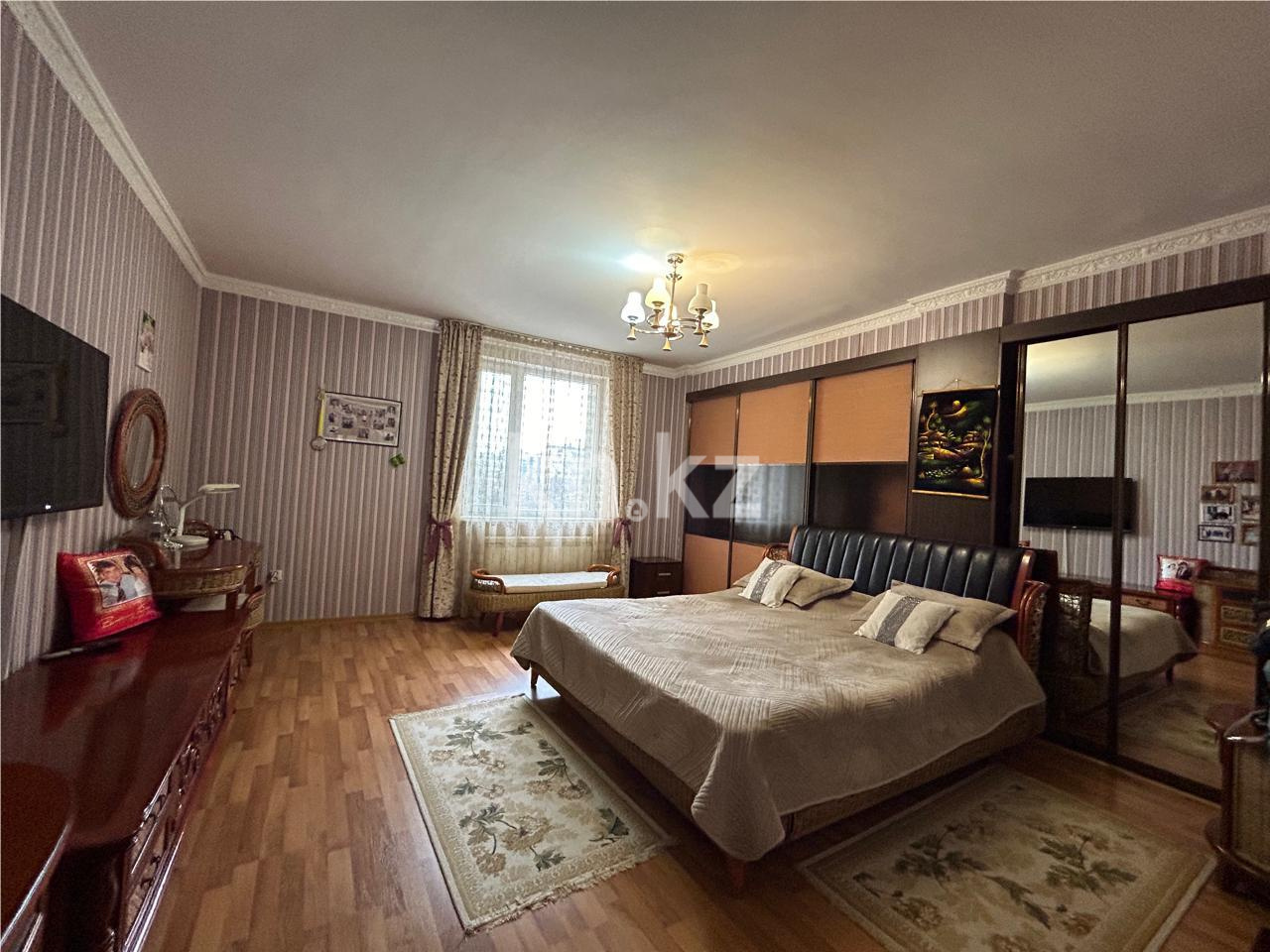 Продажа 4-комнатной квартиры, 156.6 м², ул. Кенесары в Астане - фото 4