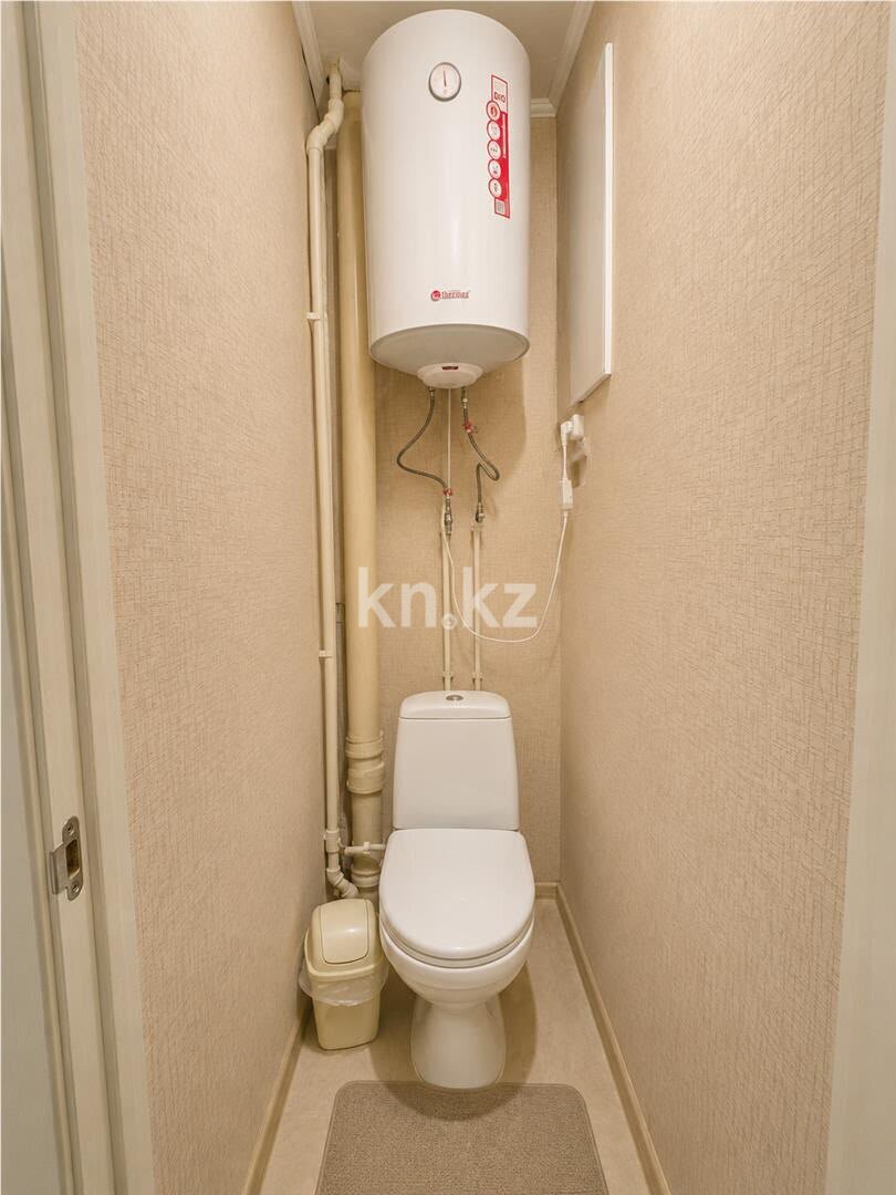Продажа 4-комнатной квартиры, 61.9 м² в Караганде - фото 9