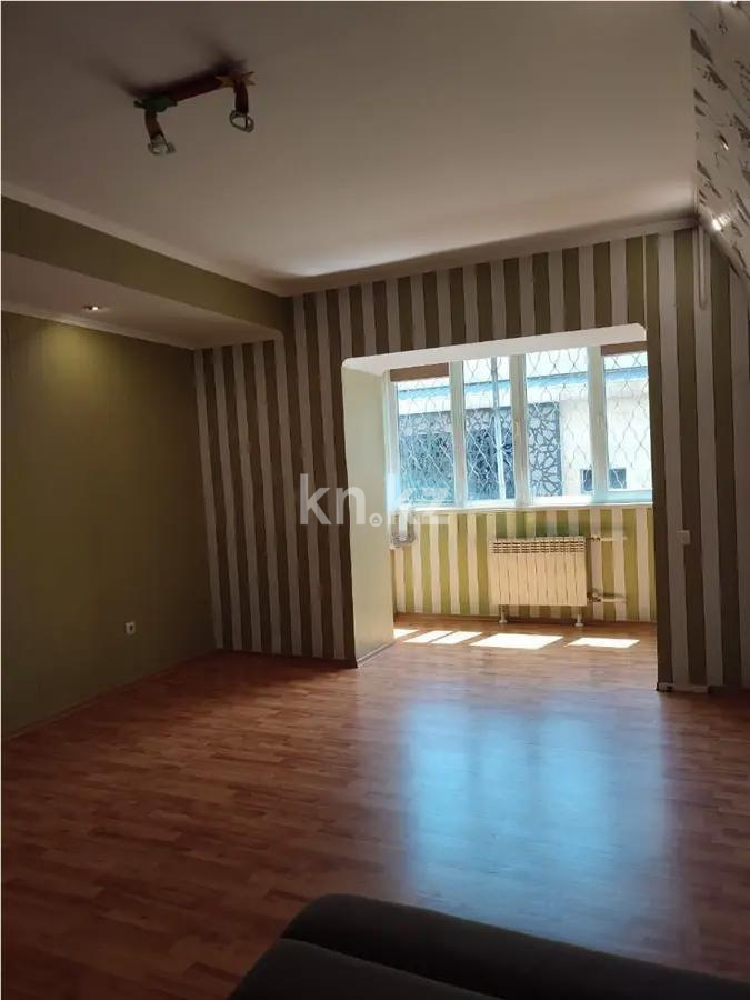 Продажа 4-комнатной квартиры, 87 м², ул. Ходжанова, дом  13 в Алматы - фото 2