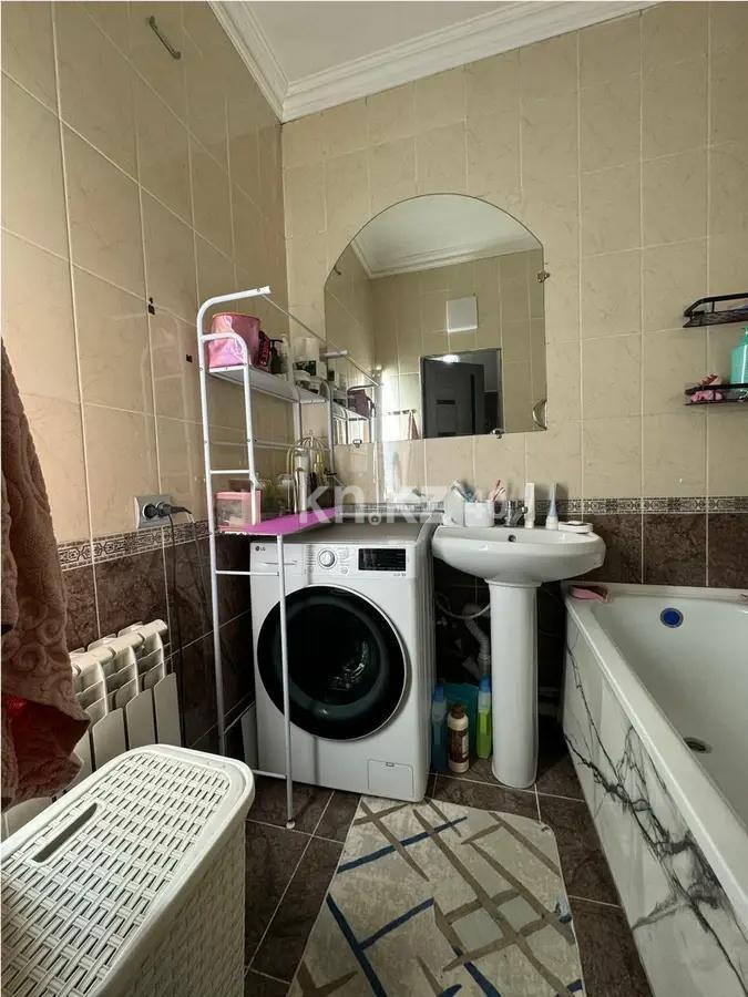 Продажа 1-комнатной квартиры, 38 м², мкр. Айнабулак-3, дом  157 в Алматы - фото 2