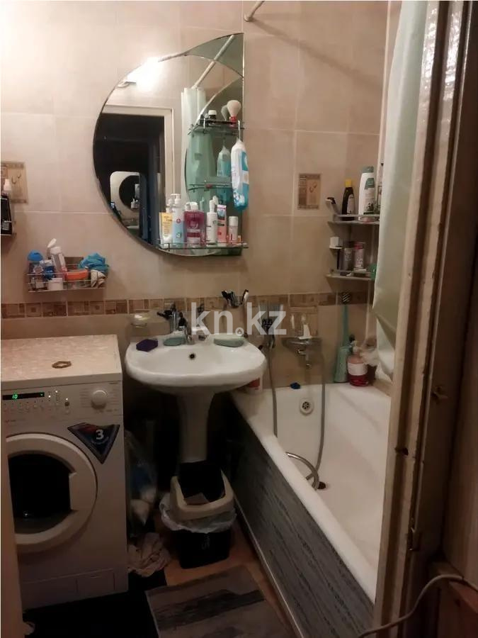 Продажа 2-комнатной квартиры, 52.7 м², мкр-н 10, дом  2 в Алматы - фото 4