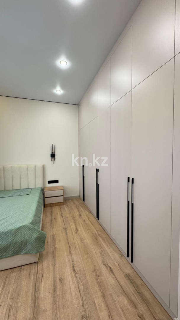 Аренда 3-комнатной квартиры, 90 м², пр. Аль-Фараби в Алматы - фото 8