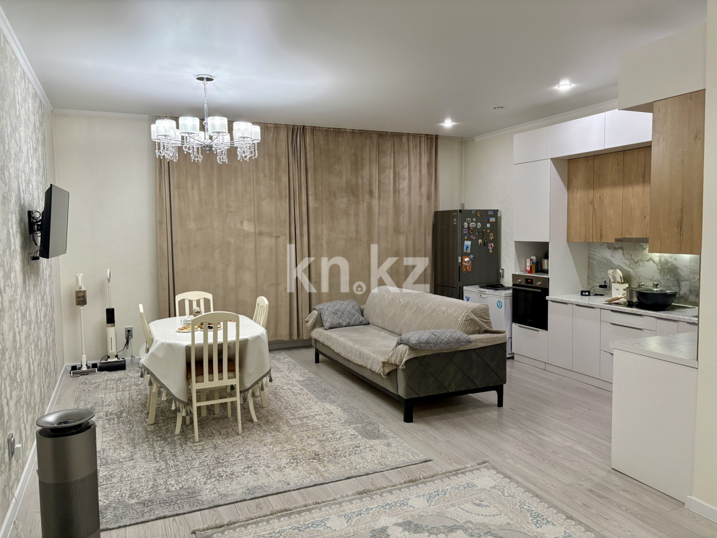 Продажа 3-комнатной квартиры, 80 м² в Караганде