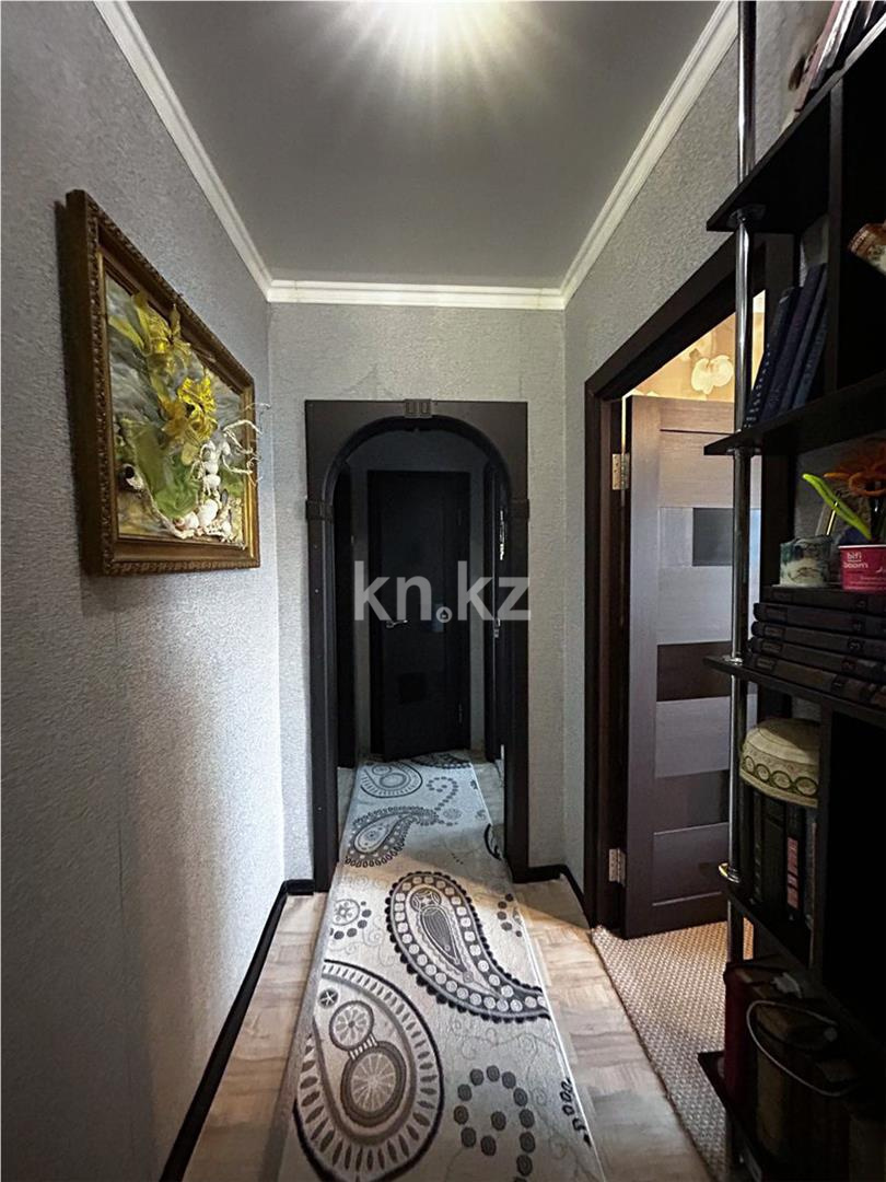 Продажа 4-комнатной квартиры, 79 м², ул. Язева в Караганде - фото 16