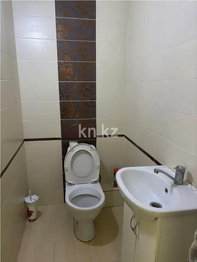 Продажа 3-комнатной квартиры, 84 м², ул. Утеген батыра, дом  17б в Алматы - фото 5