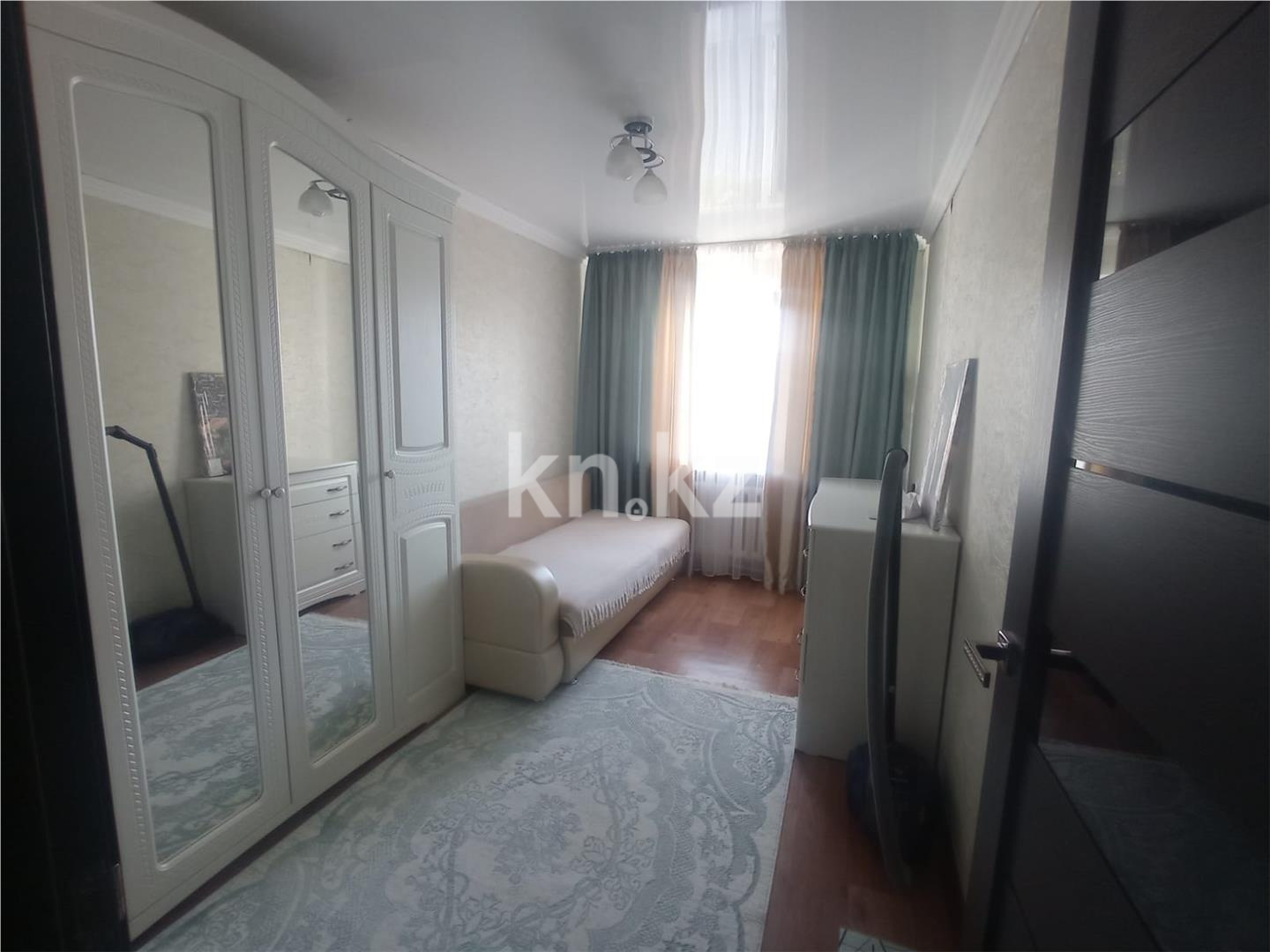 Продажа 2-комнатной квартиры, 44 м², мкр-н 22 в Караганде - фото 2