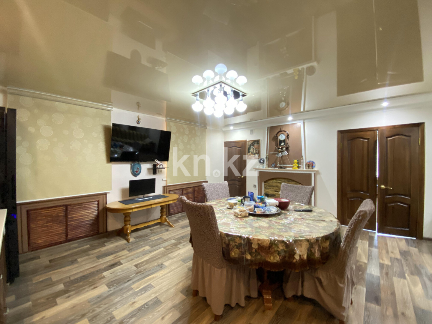 Продажа 5-комнатного дома, 214 м², ул. Четская в Караганде - фото 36