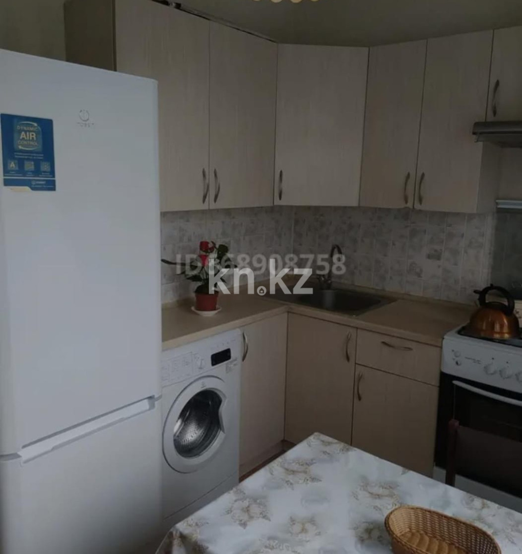 Аренда 1-комнатной квартиры посуточно, 40 м², ул. Шевченко, дом  157 - ул. Жарокова в Астане - фото 6