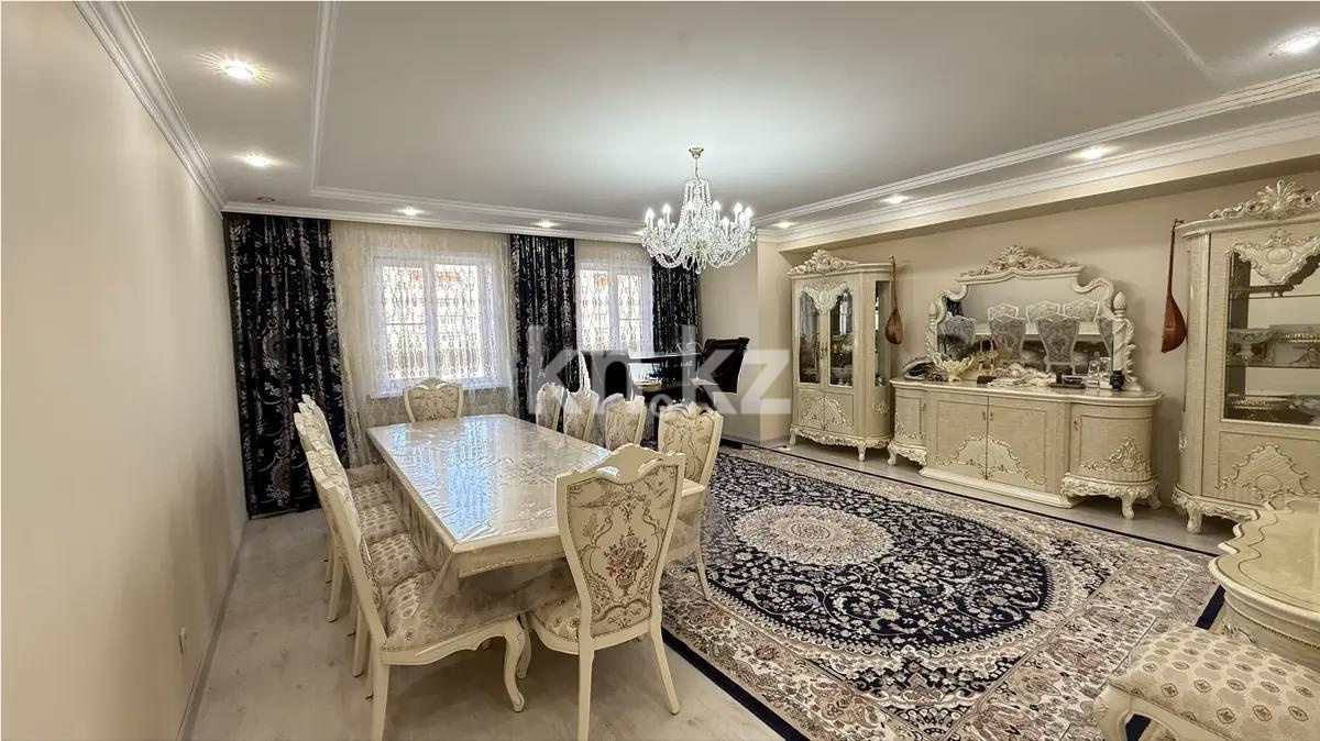 Продажа 4-комнатной квартиры, 155 м², ул. Кенесары, дом  8 в Астане