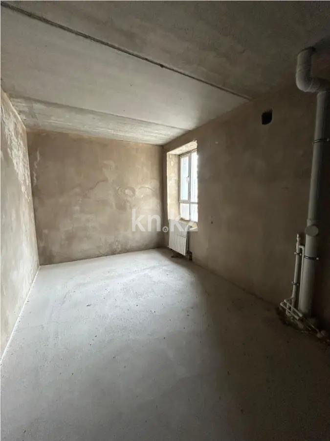 Продажа 4-комнатной квартиры, 134 м², 137 учетный квартал, дом  787 в Караганде - фото 3