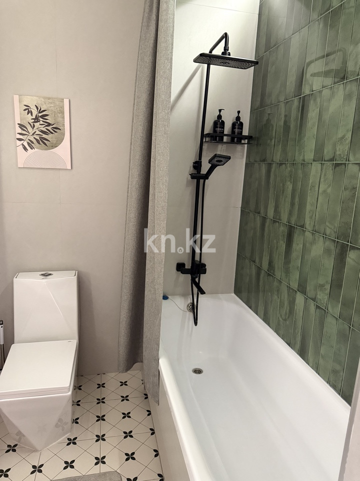 Аренда 1-комнатной квартиры посуточно, 41 м² в Алматы - фото 23