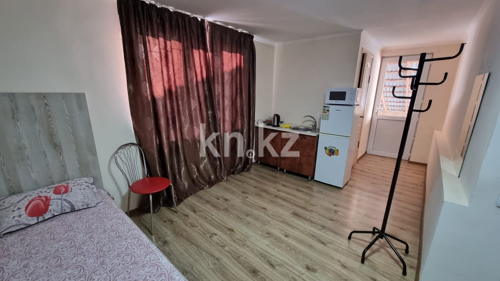 Аренда 1-комнатной квартиры посуточно, 27 м², ул. Айманова, дом  129 - пр. Абая в Алматы