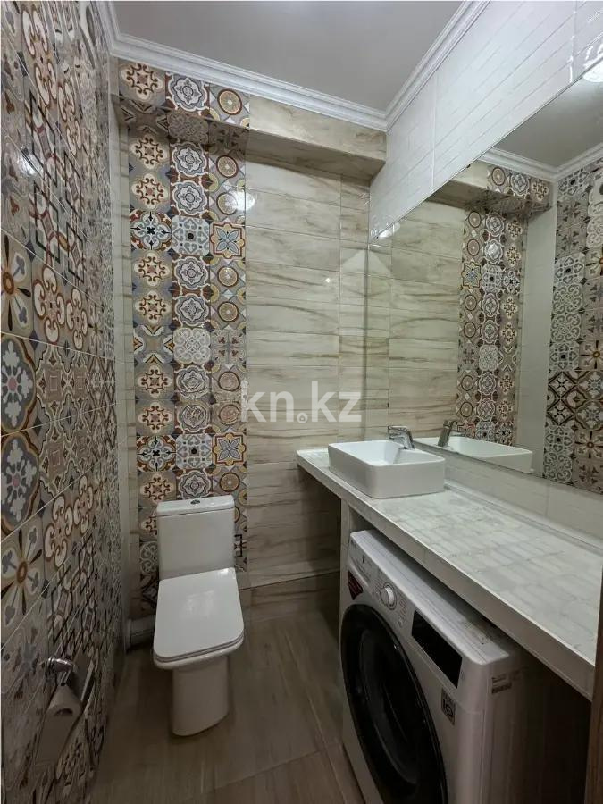 Продажа 2-комнатной квартиры, 74 м², мкр-н Аксай-4, дом  119 в Алматы - фото 6