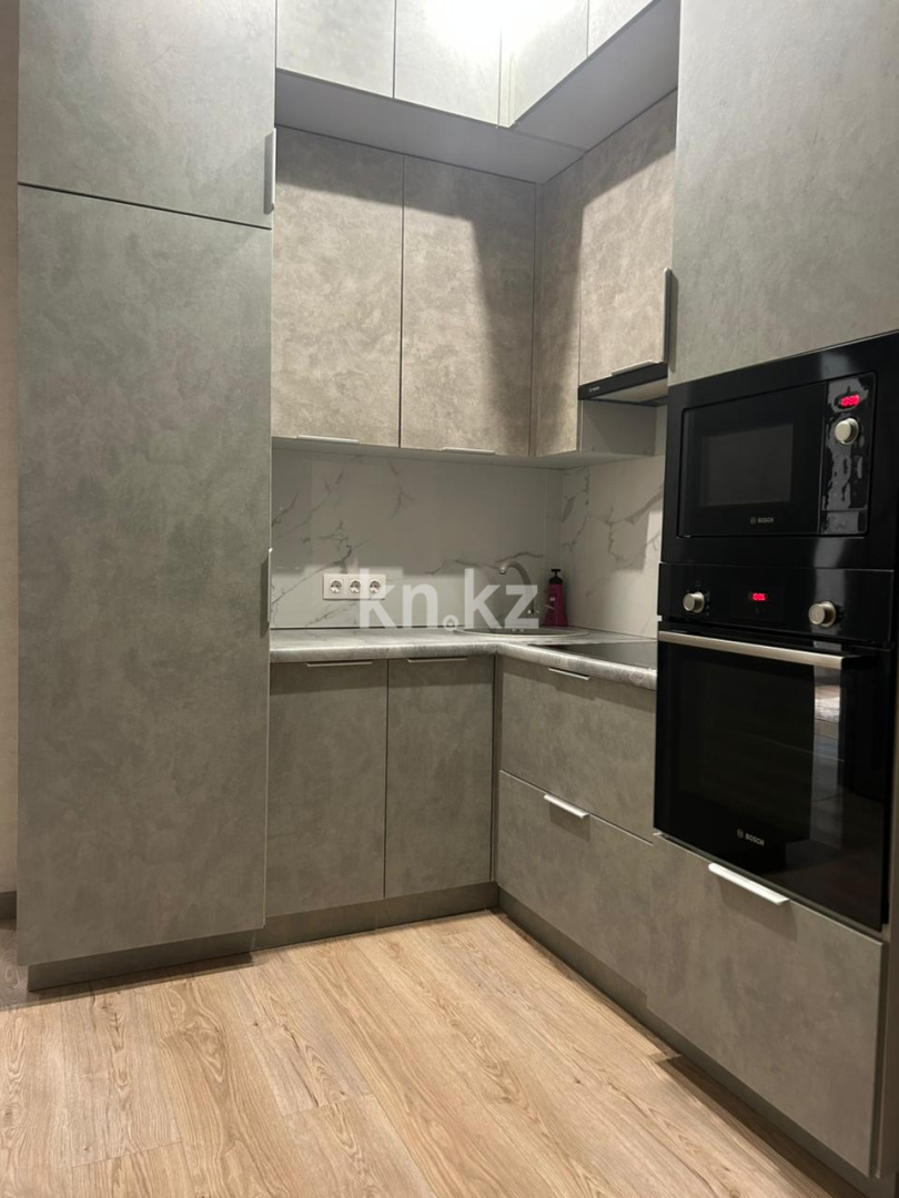 Аренда 1-комнатной квартиры, 42 м², ул. Кенесары, дом  62 в Астане