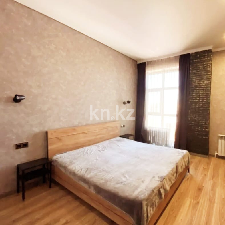 Продажа 3-комнатной квартиры, 104 м², ул. Комиссарова, дом  10/3 в Караганде - фото 3