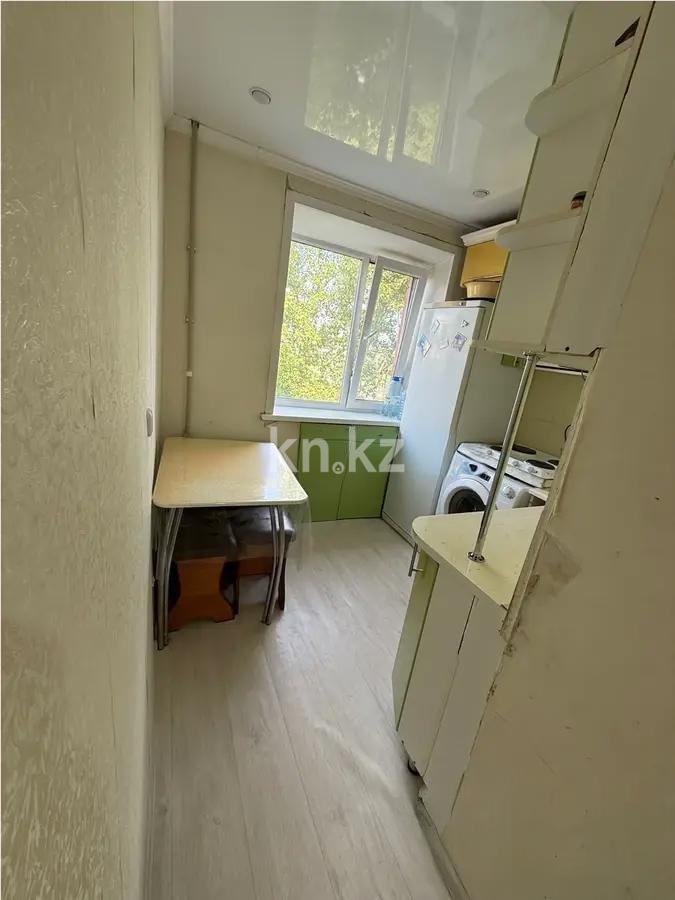 Продажа 3-комнатной квартиры, 58 м², 14-й мкр., дом  20 в Караганде - фото 4