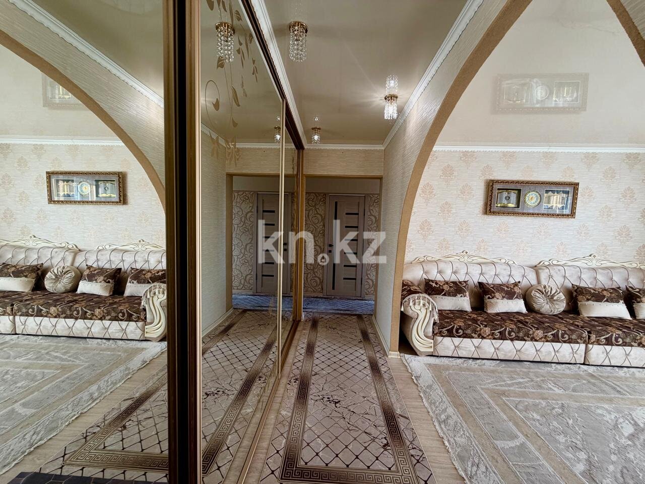 Продажа 4-комнатной квартиры, 77 м² в Караганде