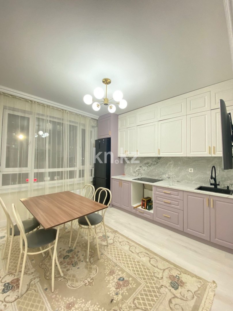 Аренда 1-комнатной квартиры, 44 м² в Астане