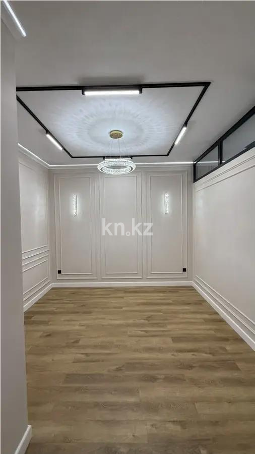 Продажа 2-комнатной квартиры, 40 м², ул. Нажимеденова, дом  28 в Астане