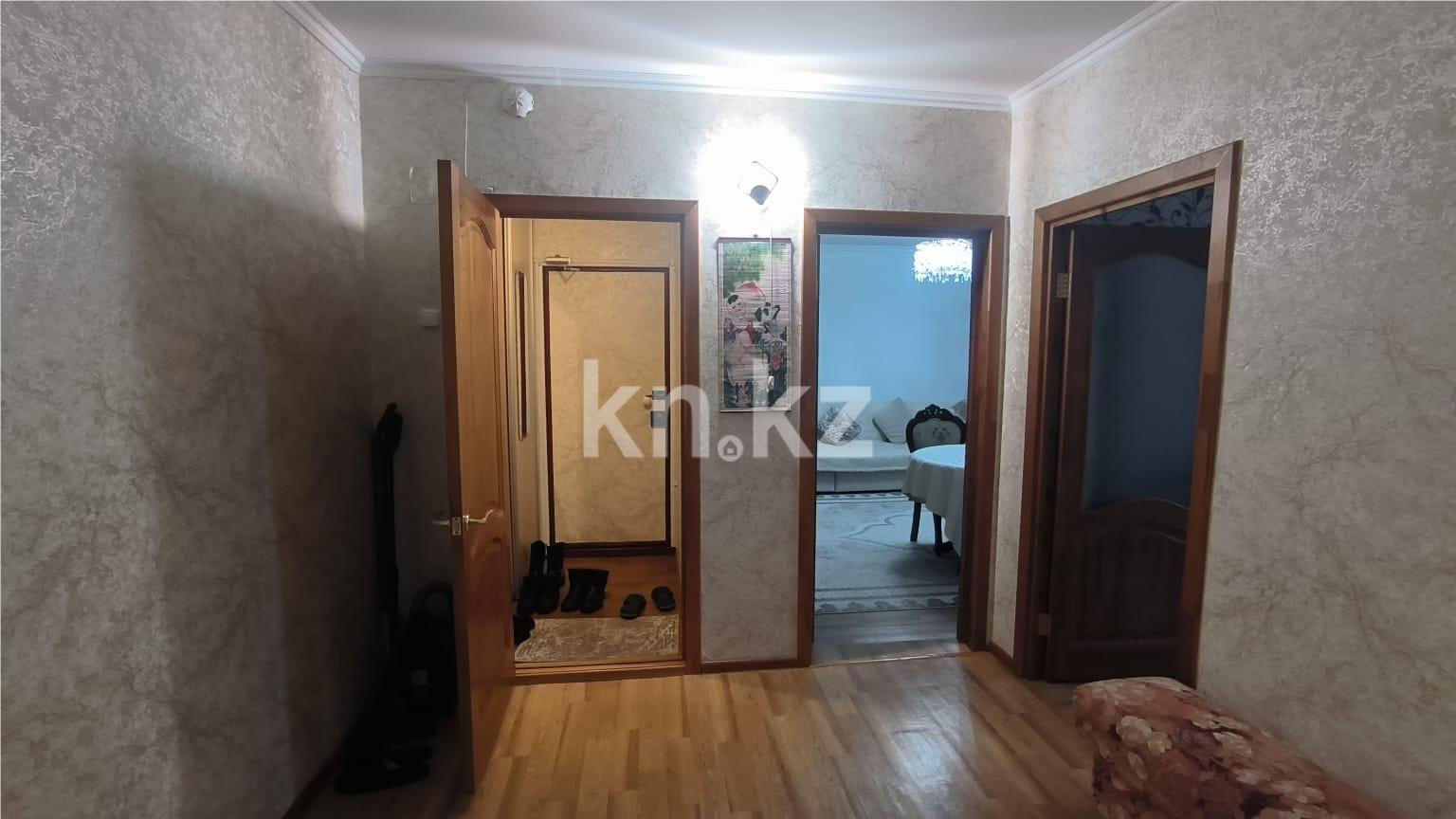 Продажа 3-комнатной квартиры, 64 м², мкр-н Гульдер-1 в Караганде - фото 19
