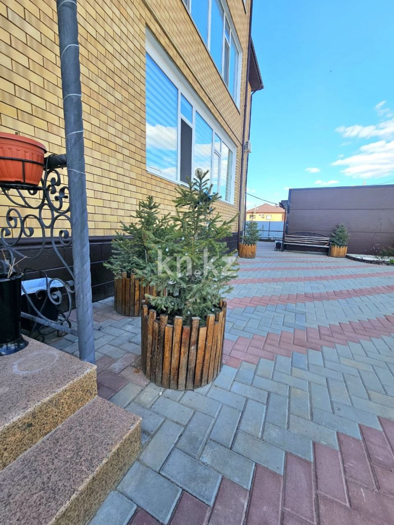 Продажа 4-комнатной квартиры, 155 м² в Костанае