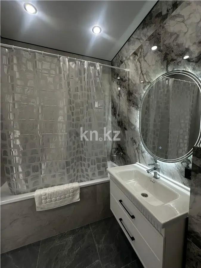 Продажа 2-комнатной квартиры, 38 м², ул. Бейбарыс Султан, дом  12 в Астане - фото 4