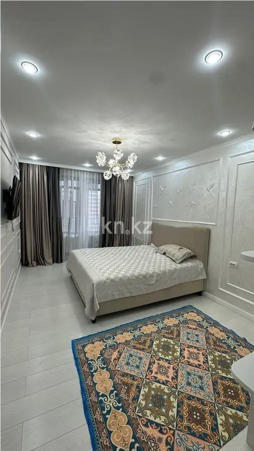 Продажа 3-комнатной квартиры, 96 м², ул. Толе би, дом  285/8 в Алматы - фото 2