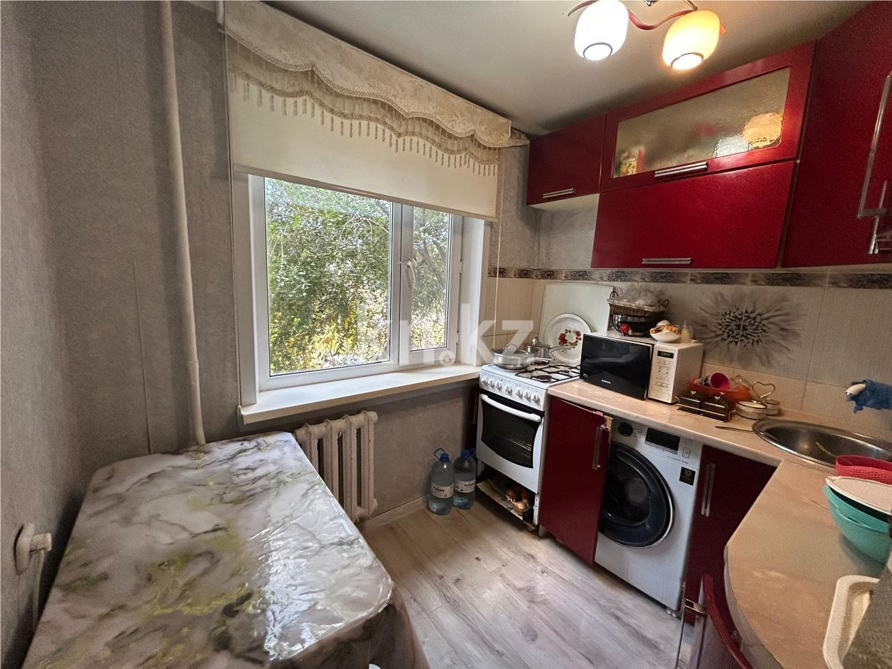 Продажа 3-комнатной квартиры, 63 м², 16 мкр. в Караганде - фото 7